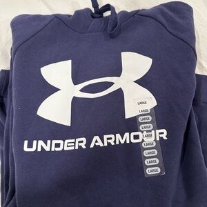NWT Under Armour cozy sweatshirt. Men’s large with front pockets. Navy.